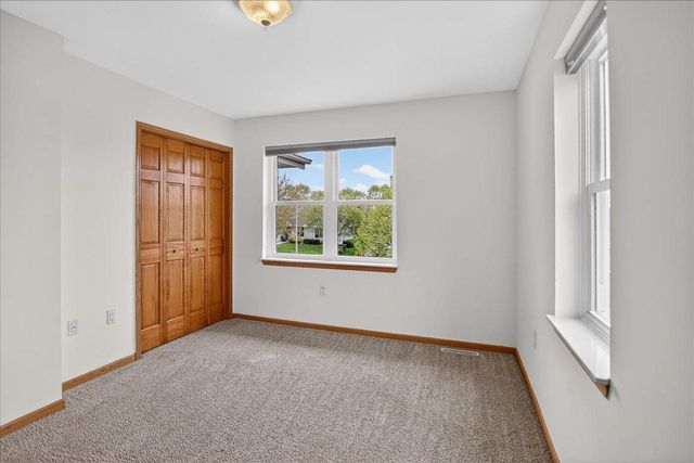 5470 Quarry Hill Drive, Fitchburg, WI 53711
