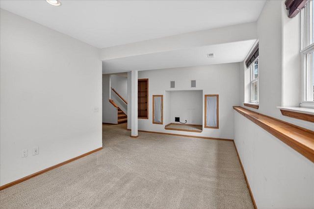 5470 Quarry Hill Drive, Fitchburg, WI 53711