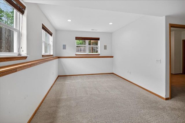 5470 Quarry Hill Drive, Fitchburg, WI 53711