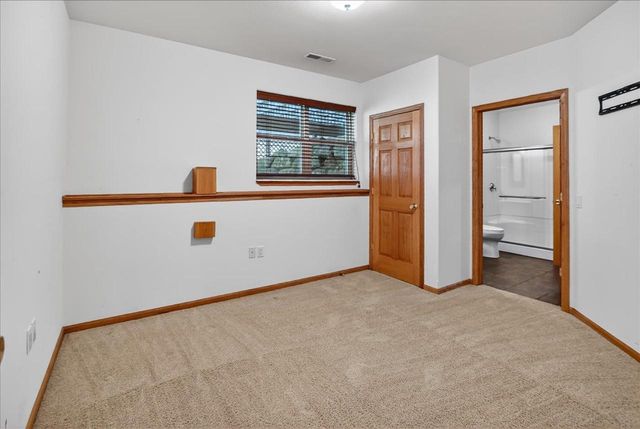 5470 Quarry Hill Drive, Fitchburg, WI 53711