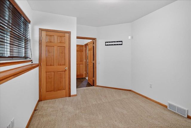 5470 Quarry Hill Drive, Fitchburg, WI 53711
