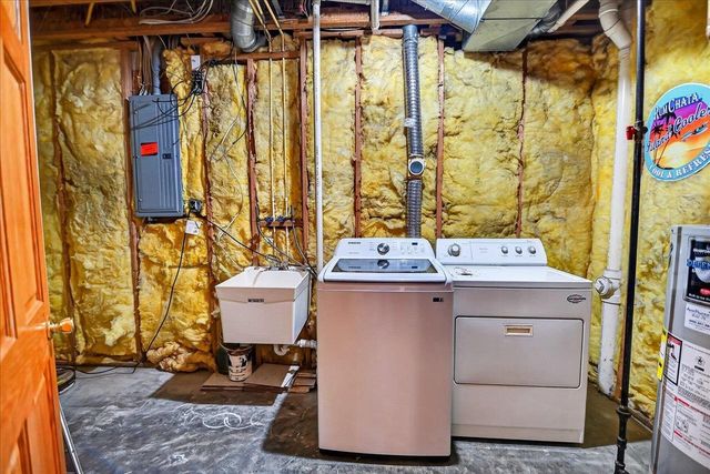 5470 Quarry Hill Drive, Fitchburg, WI 53711