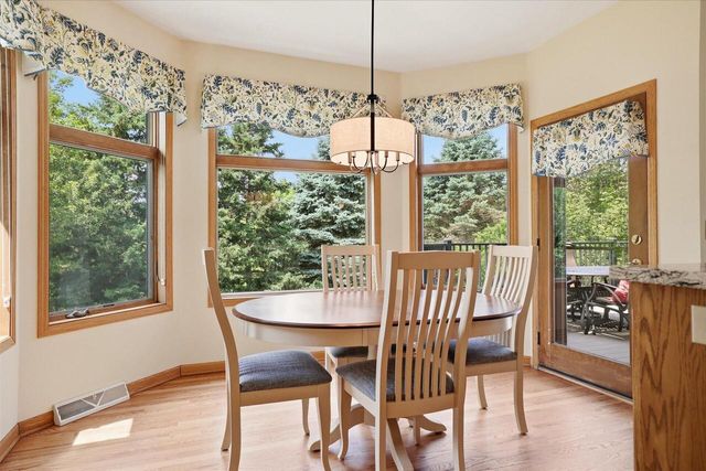 W330S1417 County Road C, Delafield, WI 53018
