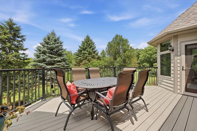 W330S1417 County Road C, Delafield, WI 53018