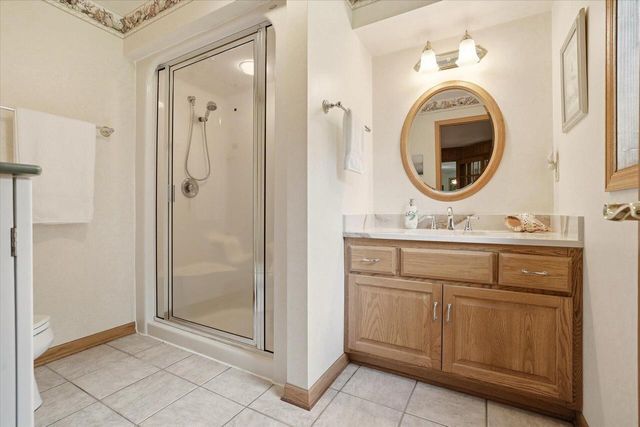 W330S1417 County Road C, Delafield, WI 53018