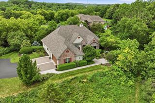 W330S1417 County Road C, Delafield, WI 53018