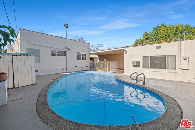 312 S Maple Drive, Beverly Hills, CA 90212