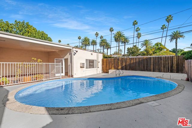 312 S Maple Drive, Beverly Hills, CA 90212