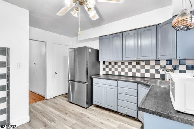 158 W Side Ave, Jersey City, NJ 07305
