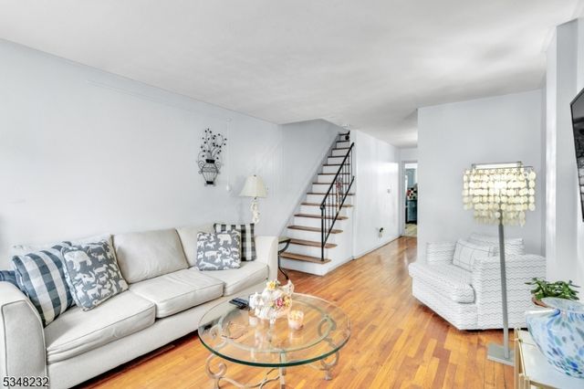 158 W Side Ave, Jersey City, NJ 07305