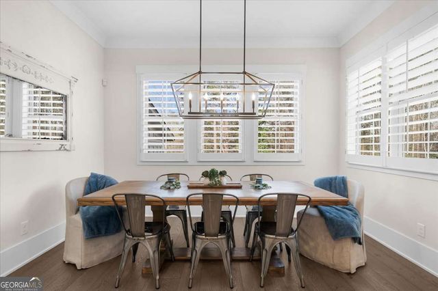 1145 Allenbrook Lane, Roswell, GA 30075