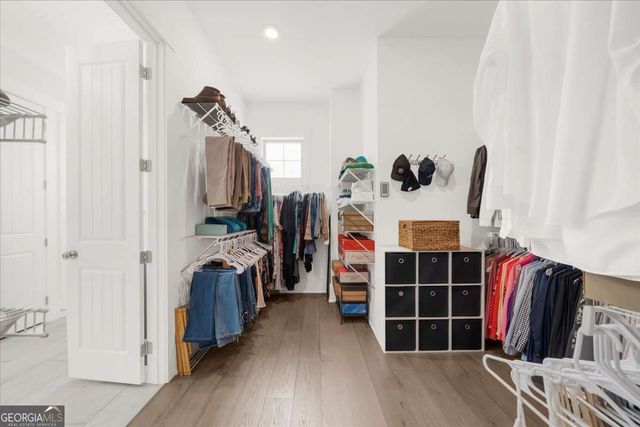 1145 Allenbrook Lane, Roswell, GA 30075