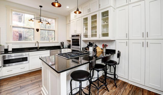 1298 Bryden Road, Columbus, OH 43205