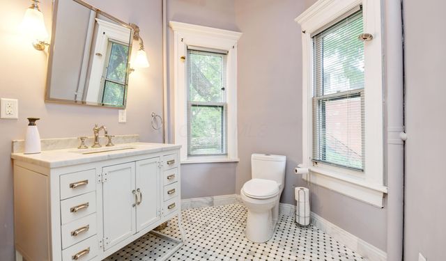 1298 Bryden Road, Columbus, OH 43205