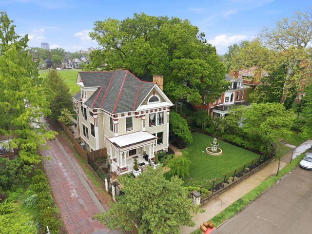 1298 Bryden Road, Columbus, OH 43205