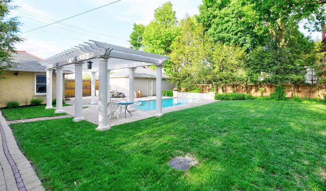 1298 Bryden Road, Columbus, OH 43205
