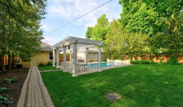 1298 Bryden Road, Columbus, OH 43205