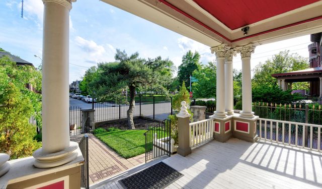 1298 Bryden Road, Columbus, OH 43205