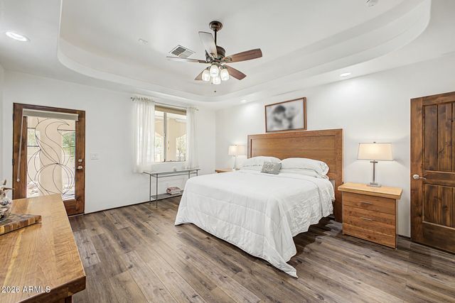 49904 N 21ST Drive, New River, AZ 85087
