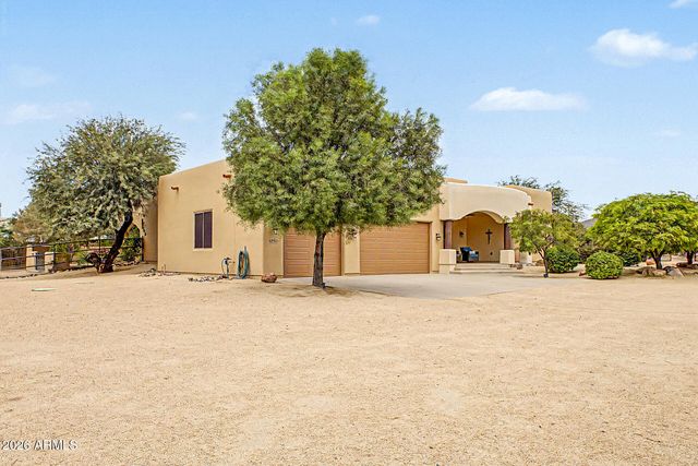 49904 N 21ST Drive, New River, AZ 85087