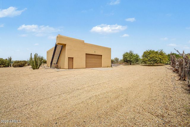 49904 N 21ST Drive, New River, AZ 85087