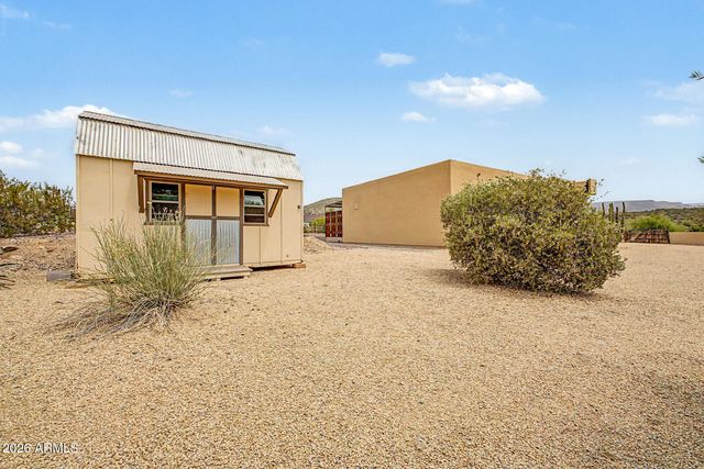 49904 N 21ST Drive, New River, AZ 85087
