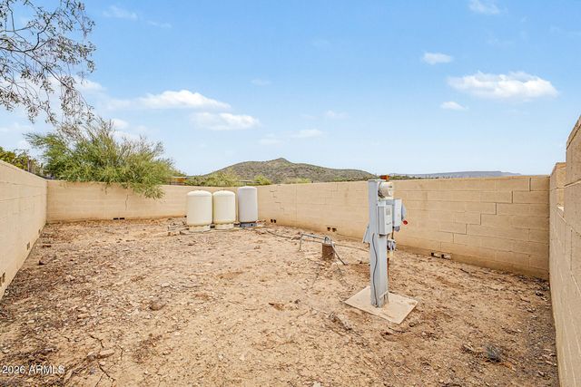 49904 N 21ST Drive, New River, AZ 85087