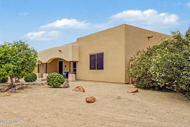 49904 N 21ST Drive, New River, AZ 85087
