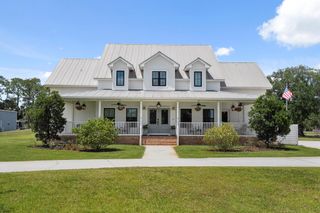 18500 Mach One Drive, Port St Lucie, FL 34987