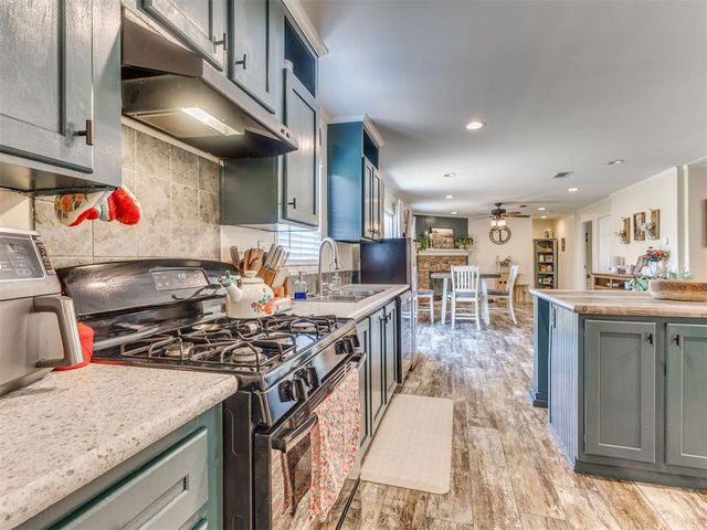 21321 S 315th East Avenue, Coweta, OK 74429