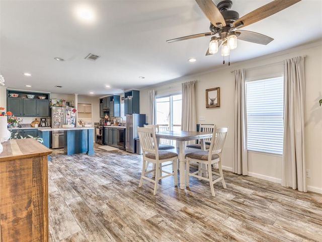 21321 S 315th East Avenue, Coweta, OK 74429