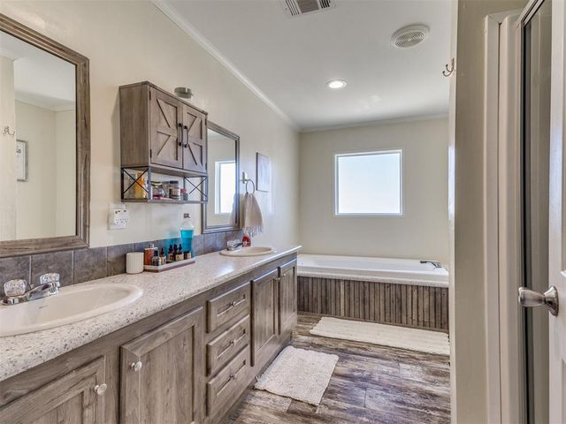21321 S 315th East Avenue, Coweta, OK 74429