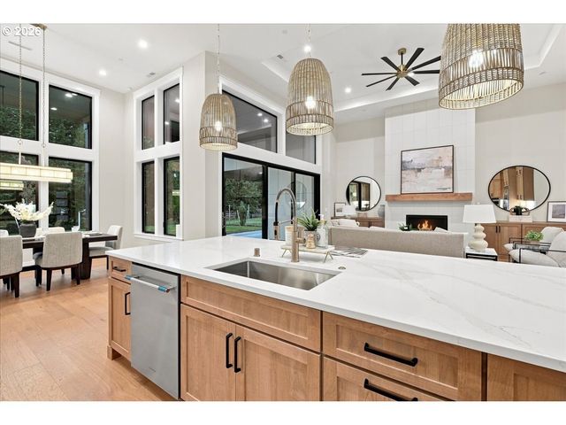 2546 Nw 16TH Ave, Camas, WA 98607