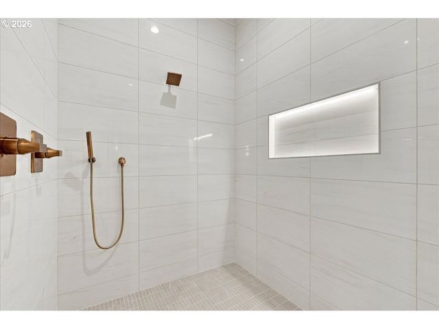 2546 Nw 16TH Ave, Camas, WA 98607