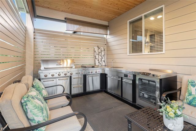 25802 205th Place SE, Covington, WA 98042