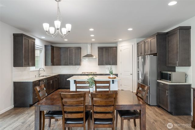 25802 205th Place SE, Covington, WA 98042