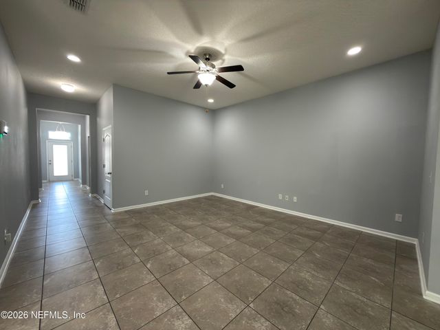 39 BOULDER ROCK Way, St. Augustine, FL 32092