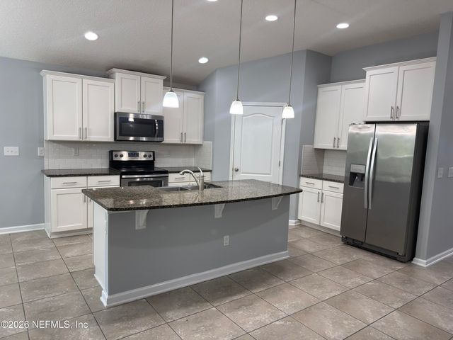 39 BOULDER ROCK Way, St. Augustine, FL 32092