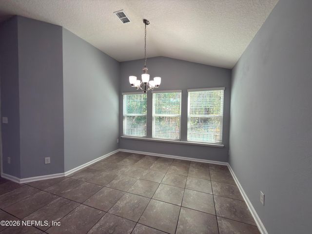 39 BOULDER ROCK Way, St. Augustine, FL 32092