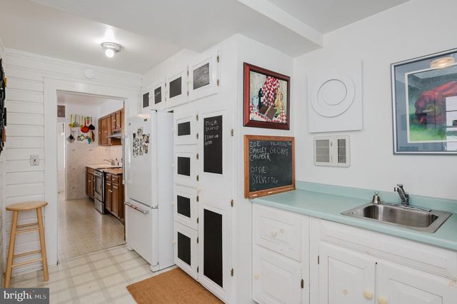 706 CHESTNUT ST, Delta, PA 17314