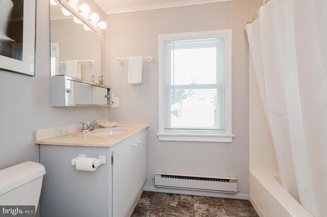 706 CHESTNUT ST, Delta, PA 17314