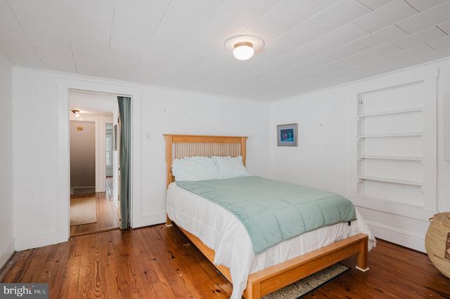 706 CHESTNUT ST, Delta, PA 17314