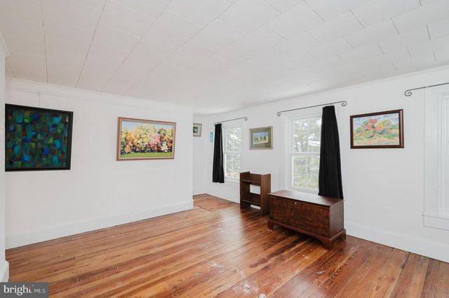 706 CHESTNUT ST, Delta, PA 17314