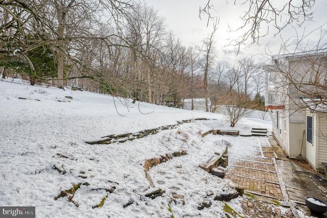 706 CHESTNUT ST, Delta, PA 17314