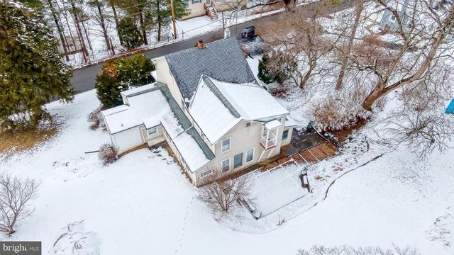 706 CHESTNUT ST, Delta, PA 17314