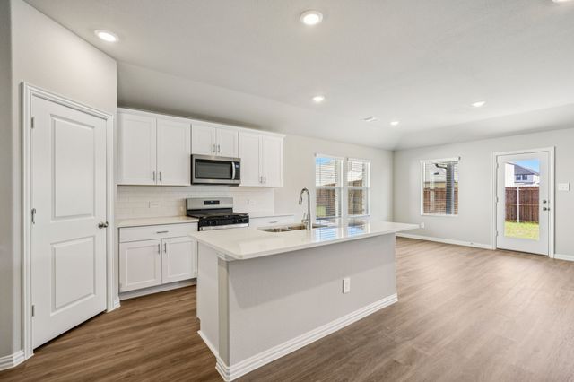 1372 Los Olmos Lane, Crandall, TX 75114