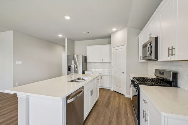 1372 Los Olmos Lane, Crandall, TX 75114