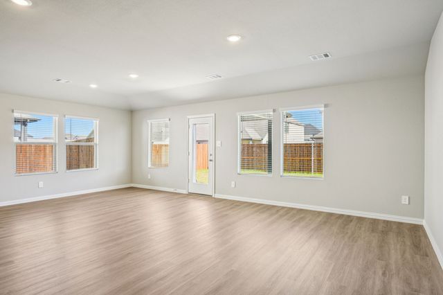 1372 Los Olmos Lane, Crandall, TX 75114