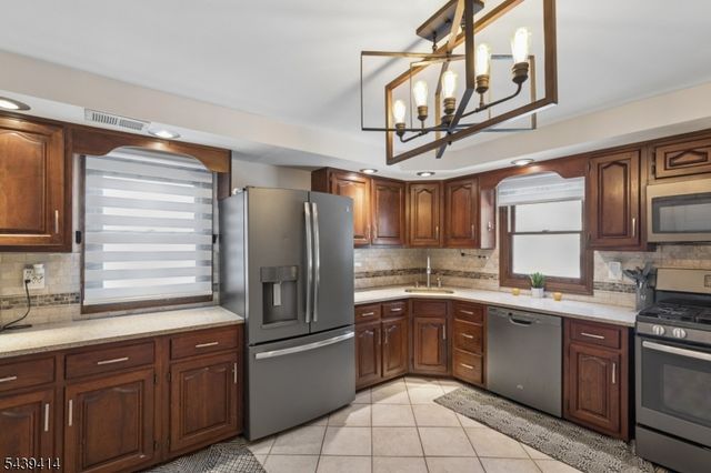 349 Brook Ave, North Plainfield Boro, NJ 07060