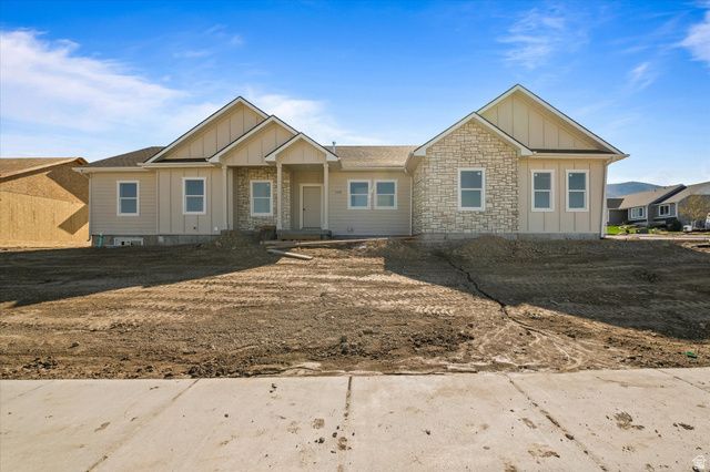 108 N 900 E, Hyde Park, UT 84318